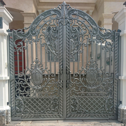 CỬA CỔNG NHÔM 007