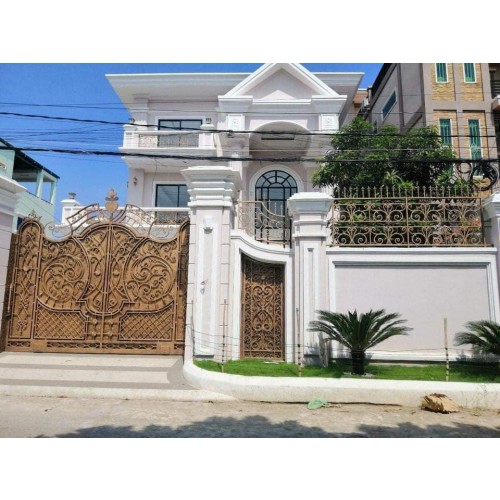CỬA CỔNG SẮT 004